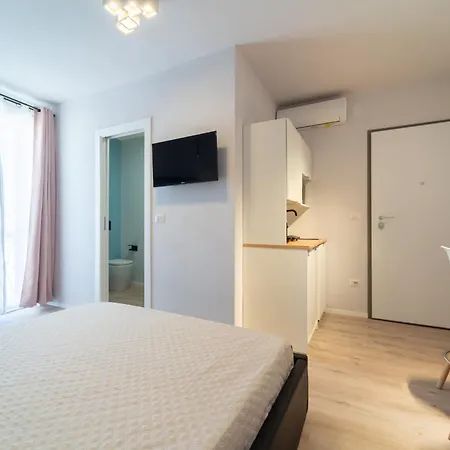 Πανσιόν Carrer Del Sol 3*